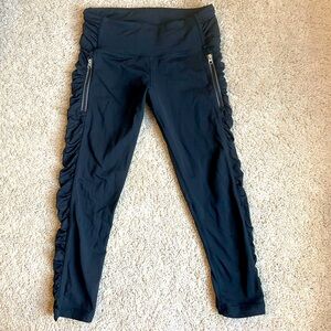 Black lululemon leggings